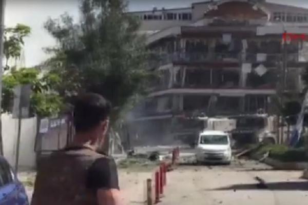 Velika eksplozija u Turskoj: 27 osoba povređeno, vatrogasci na terenu! (VIDEO)