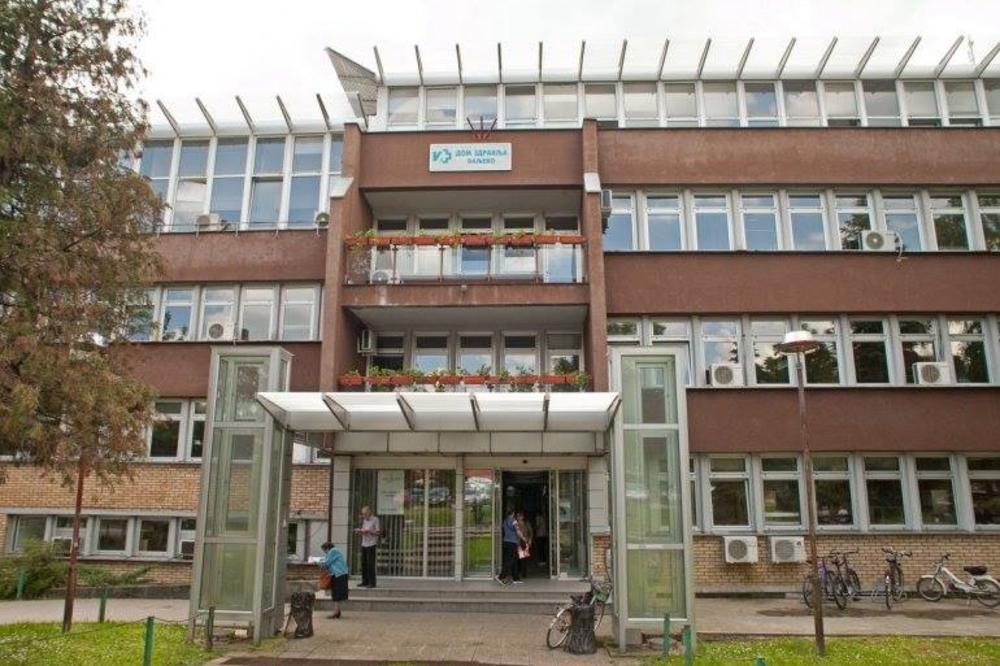 ČEKAONICE VALJEVSKOG DOMA ZDRAVLJA PUNE DECE SA OVIM SIMPTOMIMA! Pedijatri savetuju kada dete HITNO ODVESTI lekaru