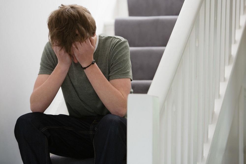 Zašto momci uvek ćute o svojim problemima? (FOTO) (GIF)