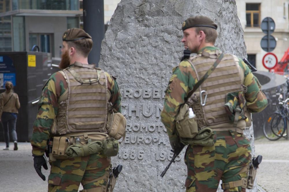 EU osniva svoju vojsku! NATO im pomaže u naoružavanju!