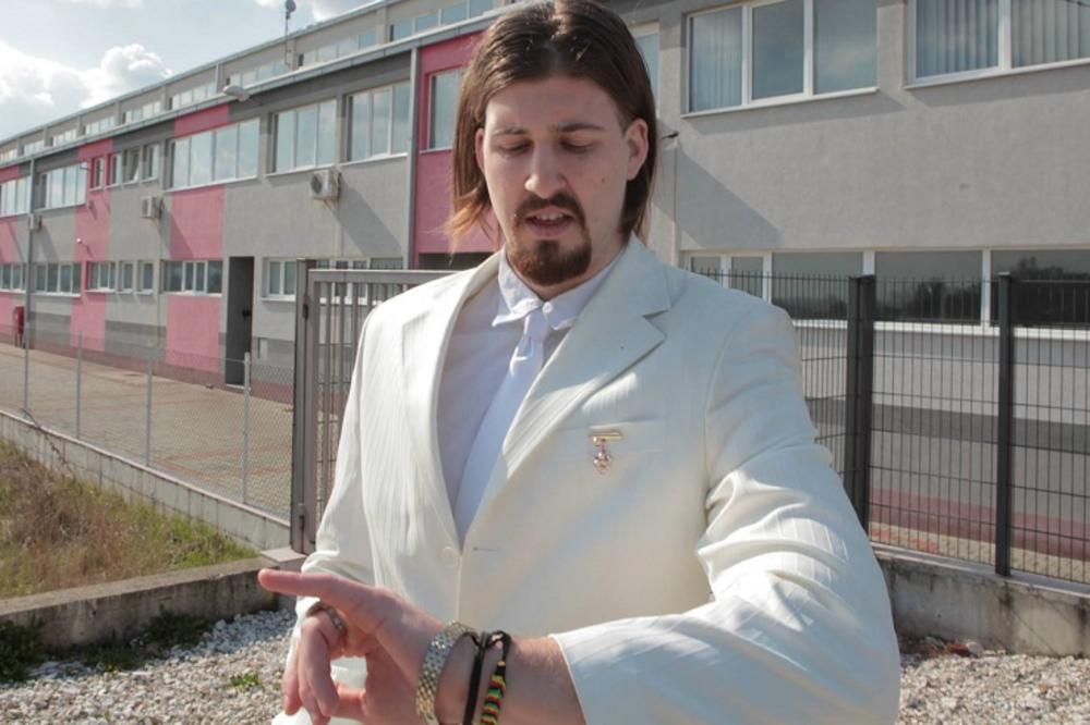 I ON KONJA ZA TRKU IMA: BELI prikupio potpise za izbore! (FOTO) (VIDEO)