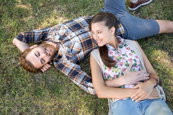 Za njega si više od prijatelja, a ovi znakovi to dokazuju (FOTO) (GIF)