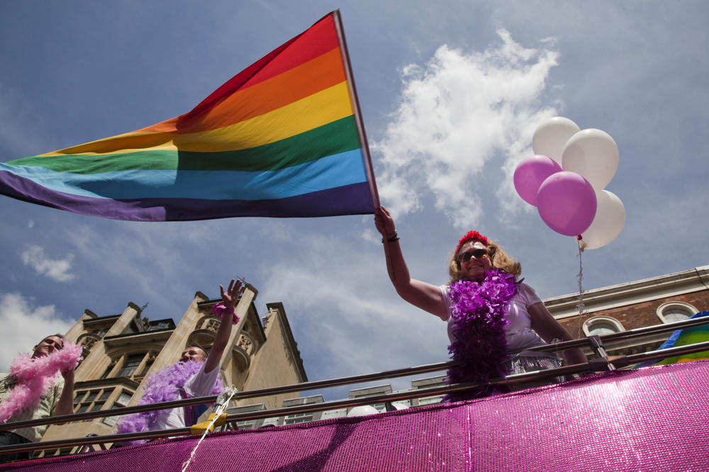 10 najgej svetskih gradova, gde prajdovi blješte najveselije! (VIDEO) (GIF)