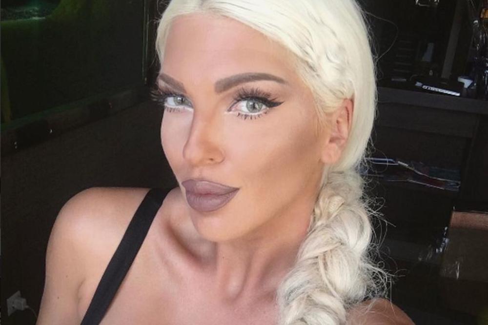 "OVAJ ALBUM POSVEĆUJEM BOJANU"! Karleuša je sve rekla u par redova, fotka postala SENZACIJA o njoj danas BRUJI SVET