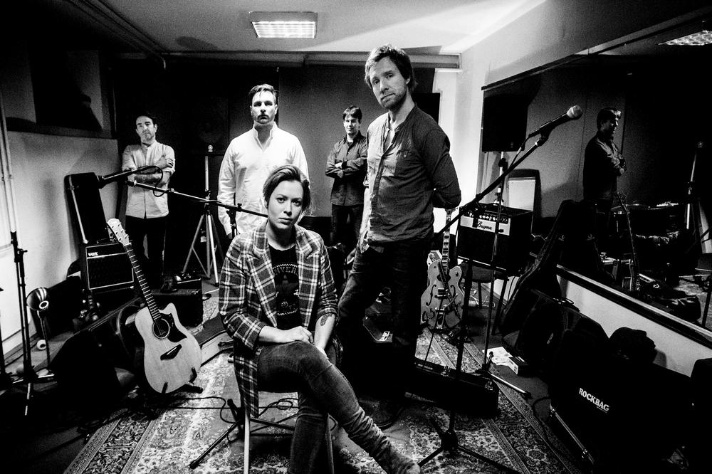 Novi klinci - nova osećajnost: Uz ovu družinu iskočićete iz svoje kože! (FOTO)(VIDEO)