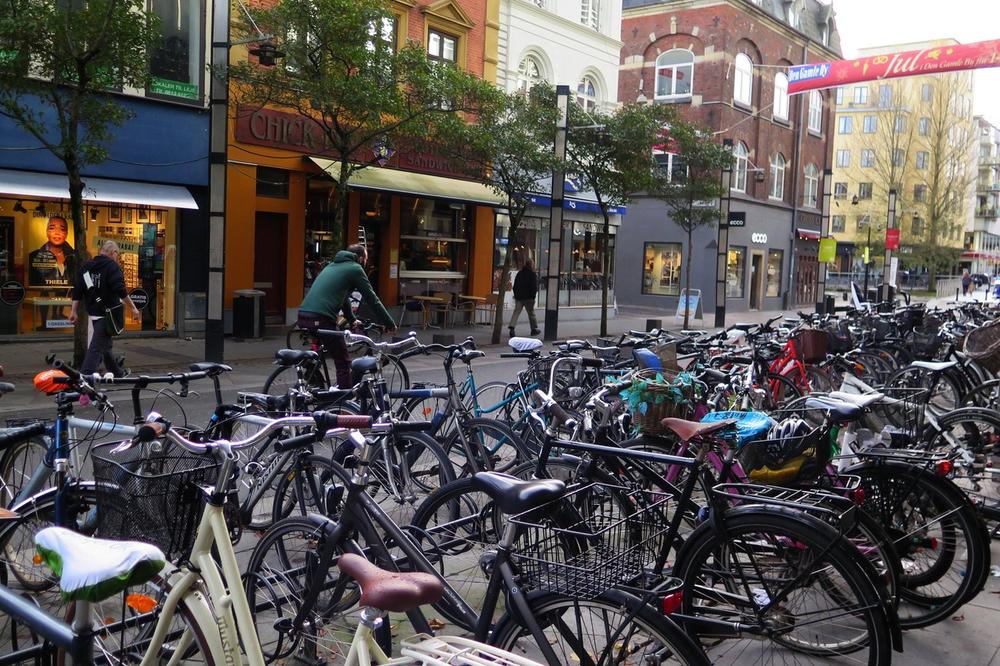 UŽIVAJTE U SUNČANOM DANU, SLEDE PROMENE: Od sutra uveče opet KIŠA i promene vremena!