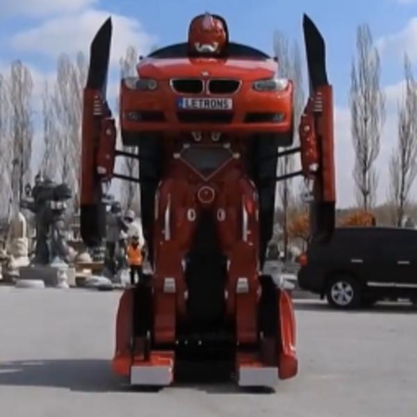 Za dečake ili za tate? BMW transformersi su prava stvar! (VIDEO)