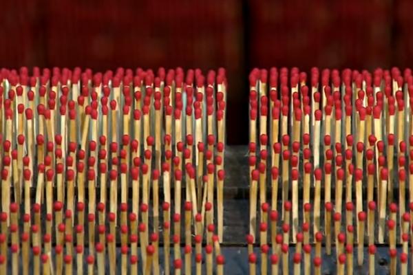 Pale se na vaš dodir, a bez njih nema pušenja! (VIDEO)