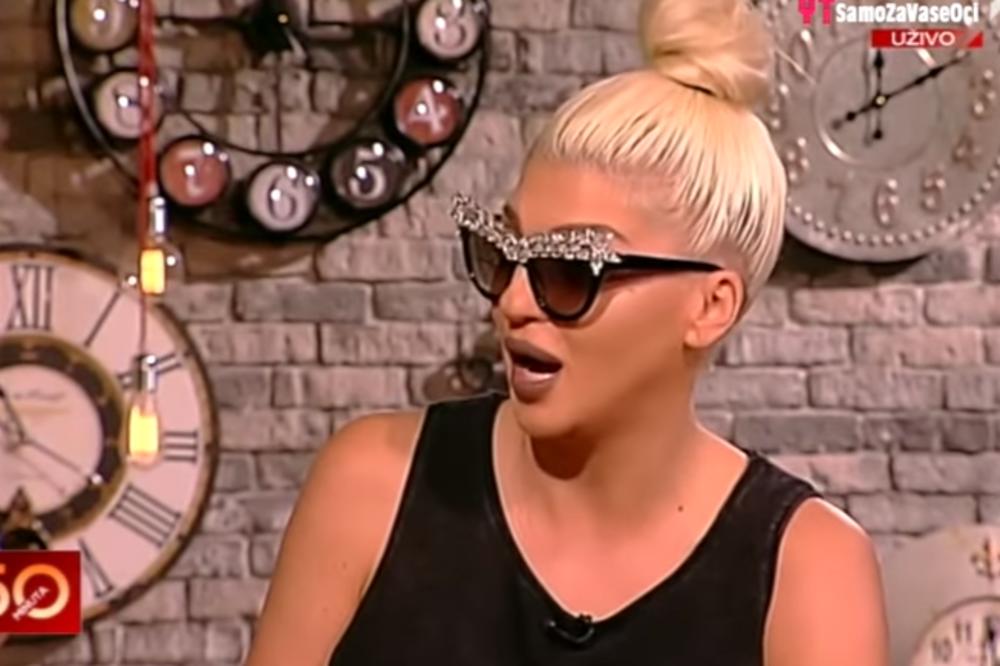 Da li će mu oprostiti! Kolega objavio nefotošopiranu fotografiju Karleuše, komentari pljušte! (FOTO)