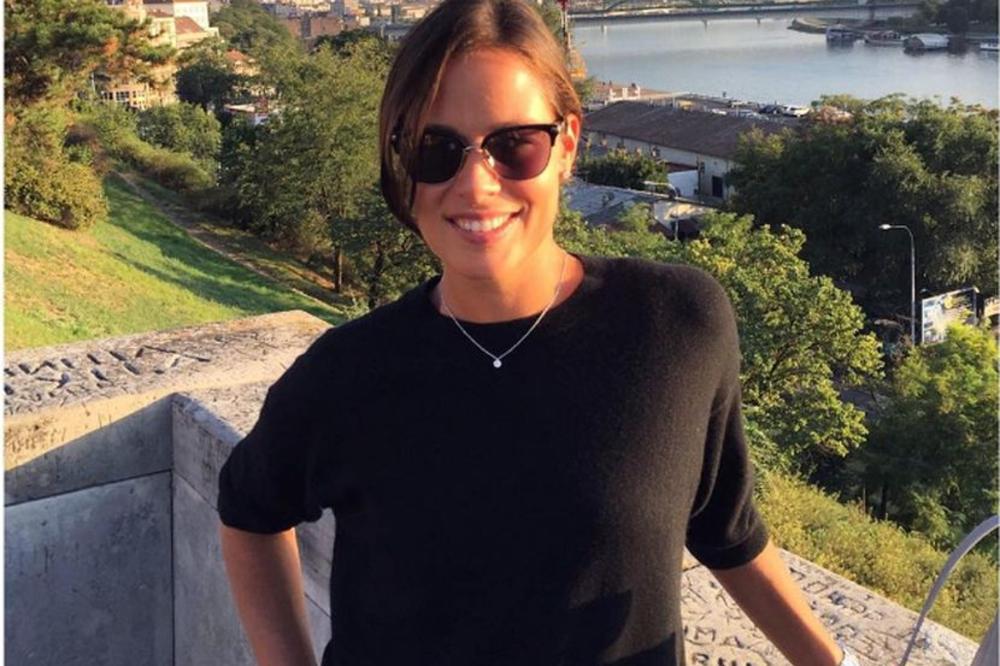 Procurela fotka: Zbog ove osobe je Ana pobegla od Švajnija i porodice kad je došla u BG! (FOTO)