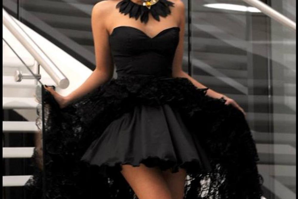 Velika tragedija: Naša manekenka i političar poginuli u saobraćajnoj nesreći u Crnoj Gori!