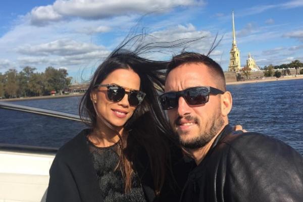 SUNČICA JE MALO NERVOZNA:Manekenka rekla šta misli o svadbi VIKTORA TROICKOG!(FOTO)