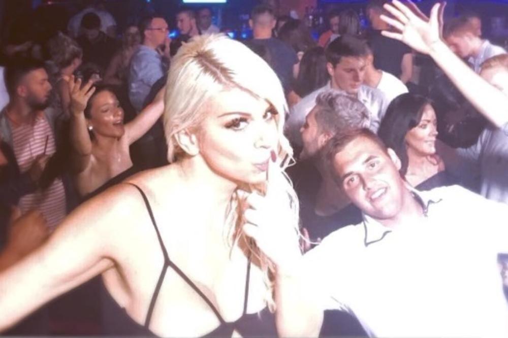 Dara se razvela od muža, a njene si*e od brusa: Slobodna žena, pa se raspustila! (FOTO, 18+)