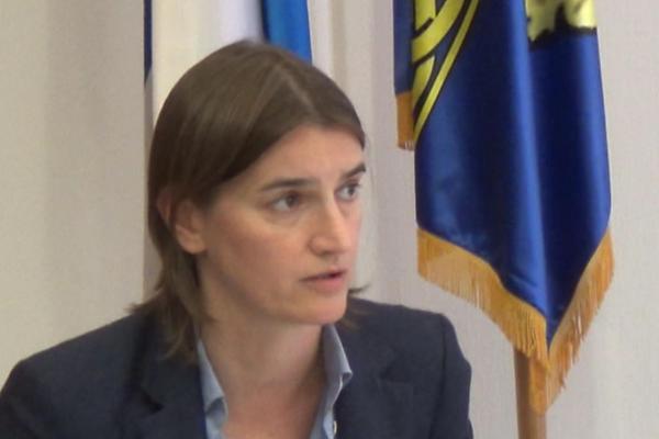 Ministarka Brnabić je upravo otkrila kako bi svaka opština u Srbiji odmah mogla da dobije nov dom zdravlja ili vrtić!
