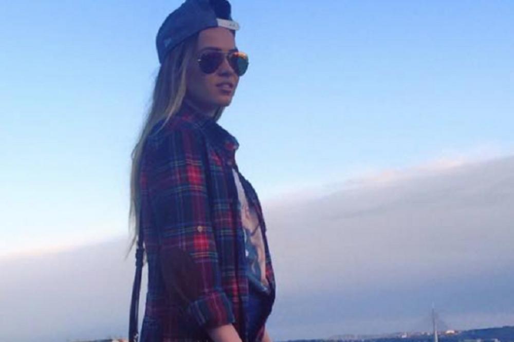 Prelepa ili baš i nije? Pogledajte kako Veljkova Ksenija izgleda bez trunke šminke! (FOTO)