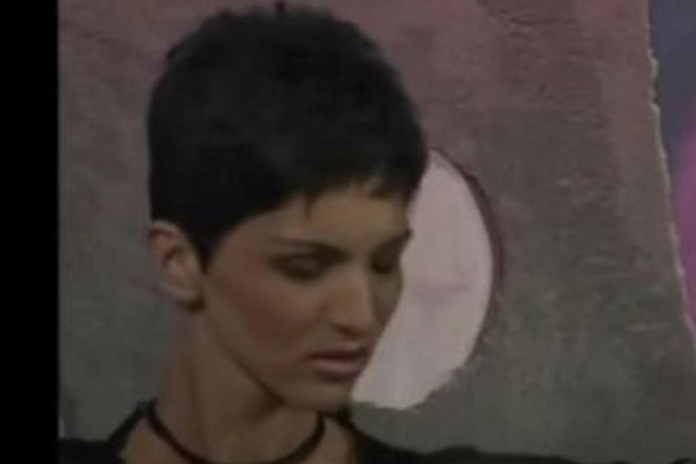 POZNATA SRPSKA PEVAČICA UHVATILA MUŽA U PREVARI U STANU NA NOVOM BEOGRADU! Šok detalji