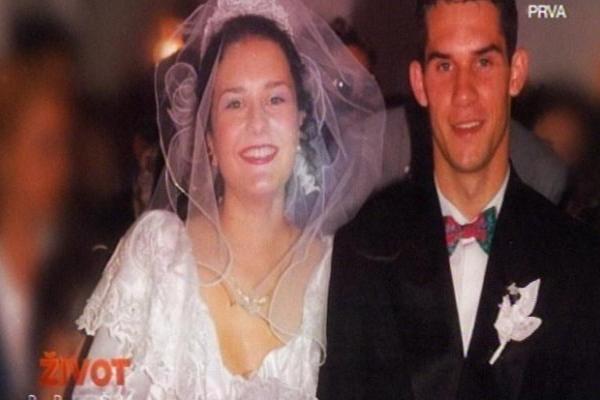 Da sam mu žena - prebila bi ga! Ovo su zvezde estrade poručile Nađu posle optužbi za silovanje! (FOTO)