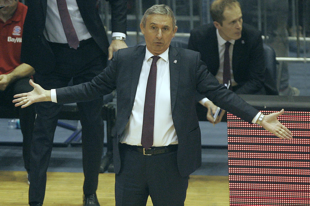 PEŠIĆ RAZREŠIO SVE NESPORAZUME: Oni odlučuju da li Sale ostaje na klupi Srbije!