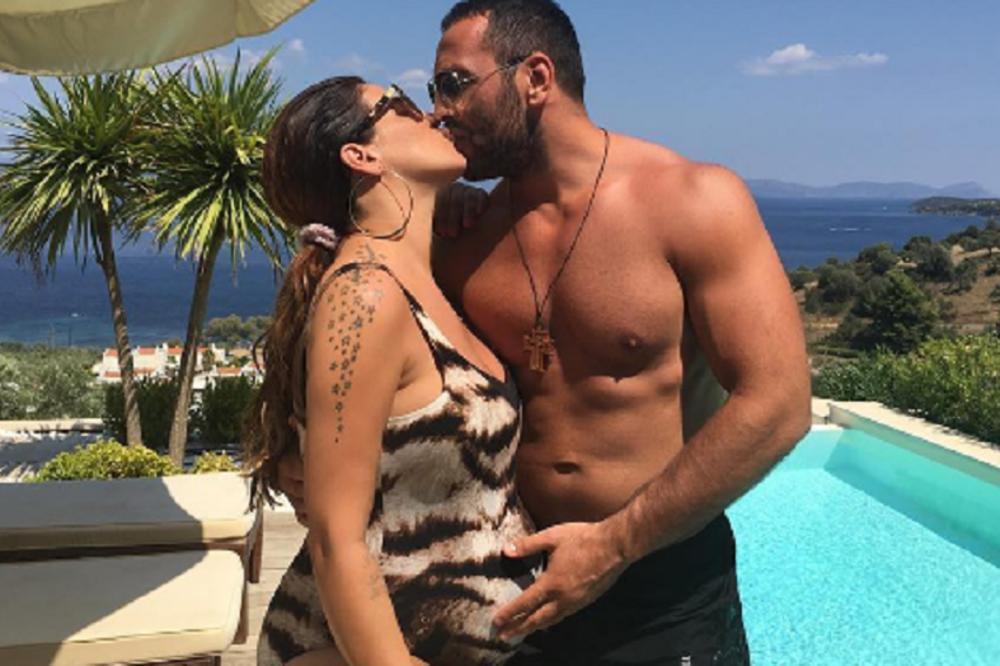 Detalji Sekinog porođaja: Veljko presekao vrpcu, pa oboje plakali kao kiša! (FOTO)