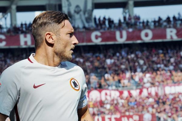 Legenda šije i ne staje: Toti stigao do magične cifre u Seriji A! (VIDEO)