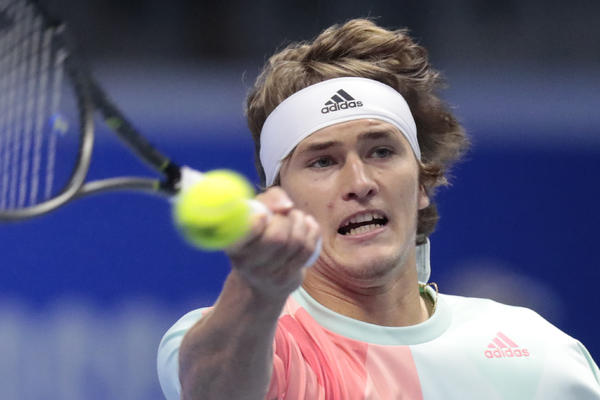 Prvo pa muško! Noletovom dželatu tenisku lekciju održao supertalentovani tinejdžer! (VIDEO)