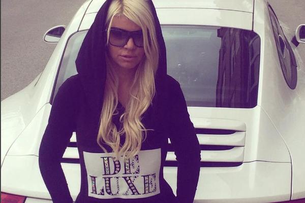 Puno košta! Baš puno! Izneverovaćete šta je sve Dara izvoljevala u Pinkovim zvezdama! (FOTO)