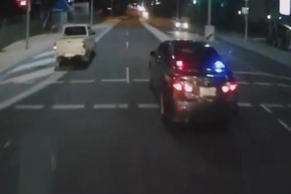 Iznenađenje za bahatog vozača: Presekao je pogrešnog čoveka! (VIDEO)