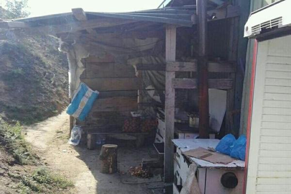 Baza Žandarmerije kao u horor filmu: Pacovi na sve strane, prete boleštine i epidemije! (UZNEMIRUJUĆI FOTO)