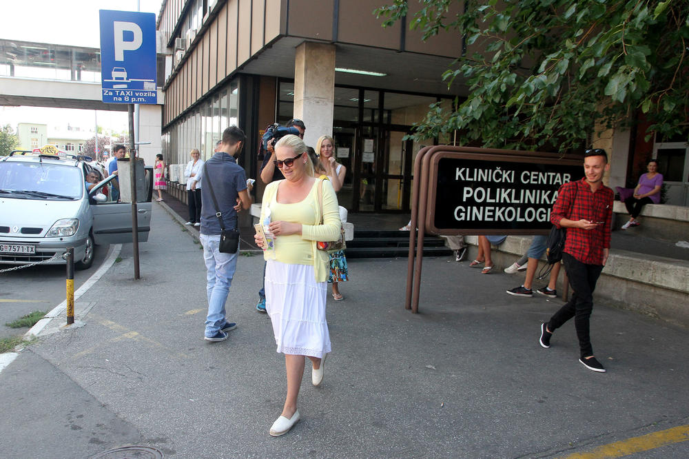 NAŠA PEVAČICA DAĆE 20.000 EVRA KAKO BI URADILA SAMO JEDNU STVAR! Sve komšije imale komentar, bili su direktni