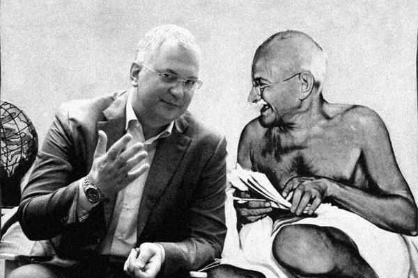 Pašnjaci mira i nenasilja: Šutanovac istripovao da je Mahatma Gandi!