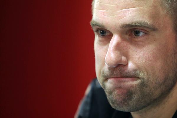 ON NIJE ČOVEK, ON JE SUPERMEN: Ivan Klasnić ponovo zaigrao fudbal i odmah dao sedam golova! (VIDEO)