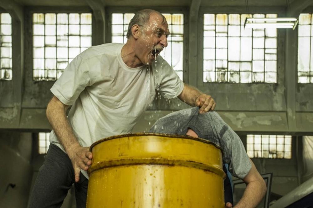 Kad Laza izbriljira, kakav film može da bude: Dnevnik mašinovođe krenuo na putovanje! (FOTO)