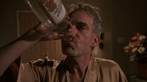 Šta to ubija ljude u Ukrajini? 23 umrlo, još 53 otrovano smrtonosnim pićem (FOTO)