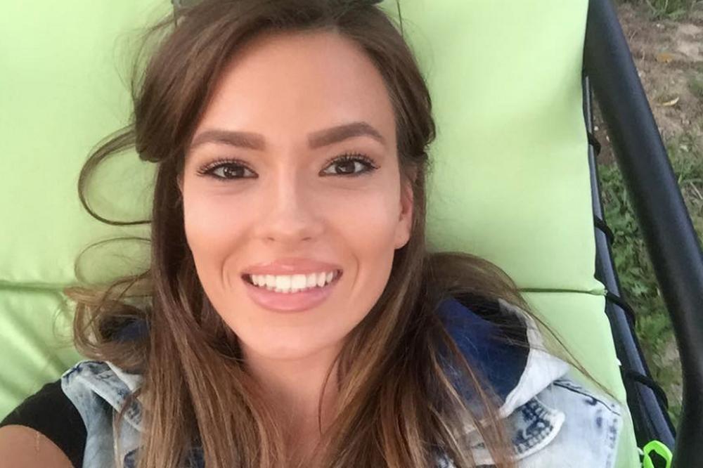 Osvojila je najpoželjnijeg tipa, ali postoji još jedan muškarac u njenom životu: Ovo je brat lepe Ksenije! (VIDEO)