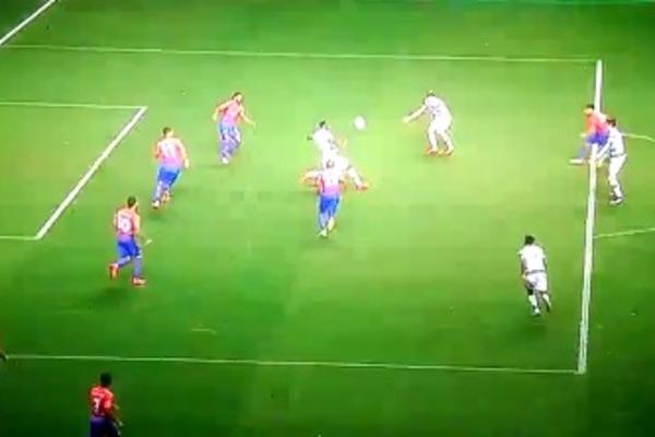 Posle velikog kiksa Kolarova, napadač Seltika makazicama zavio Siti u crno! (VIDEO)