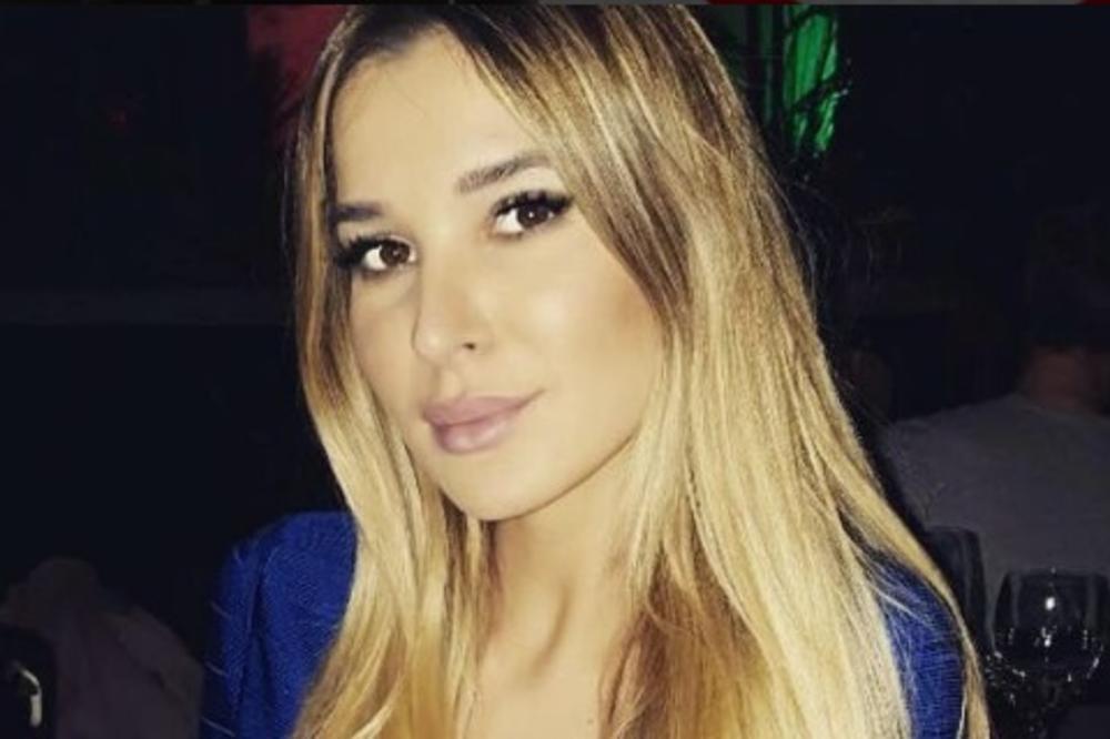 Bez usana, veliki nos, crna kosa: Pre operacija Džajinica je bila sve samo ne seksi! (FOTO)