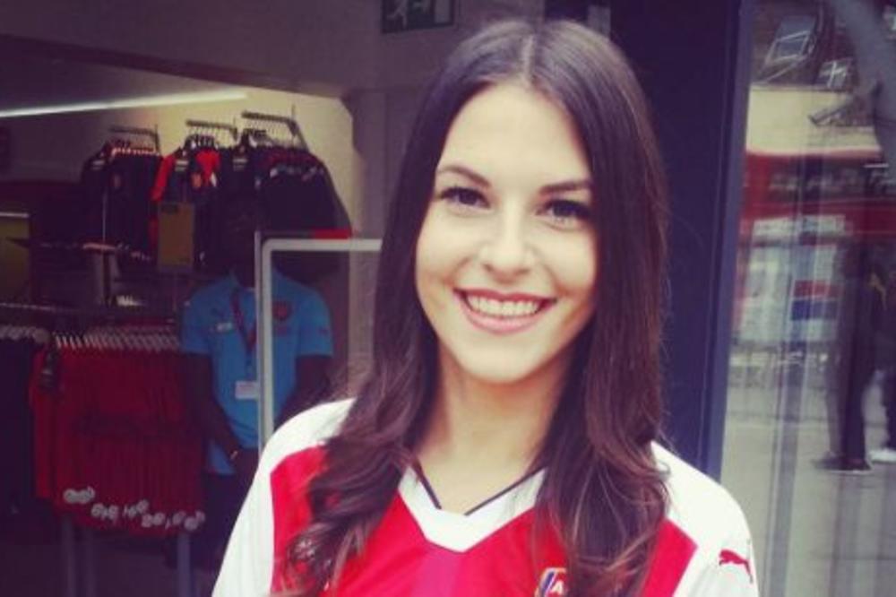 Zašto da navijate da Arsenal uzme titulu ove godine? Pa, ona će se skinuti gola! (FOTO)