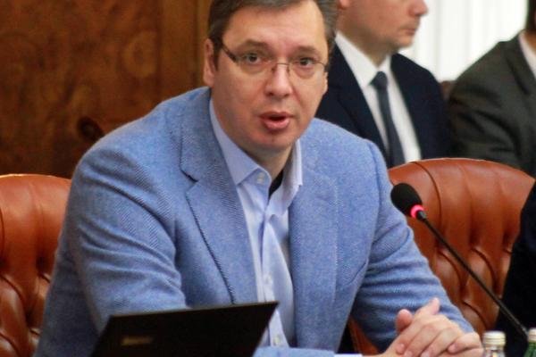 Vučić: Je li stvar u rušenju tri barake ili rušenju mene?