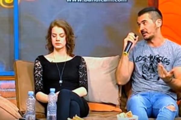 On zaista nije normalan: Učesnik Parova u programu uživo mokrio, gosti ostali skamenjeni! (VIDEO)