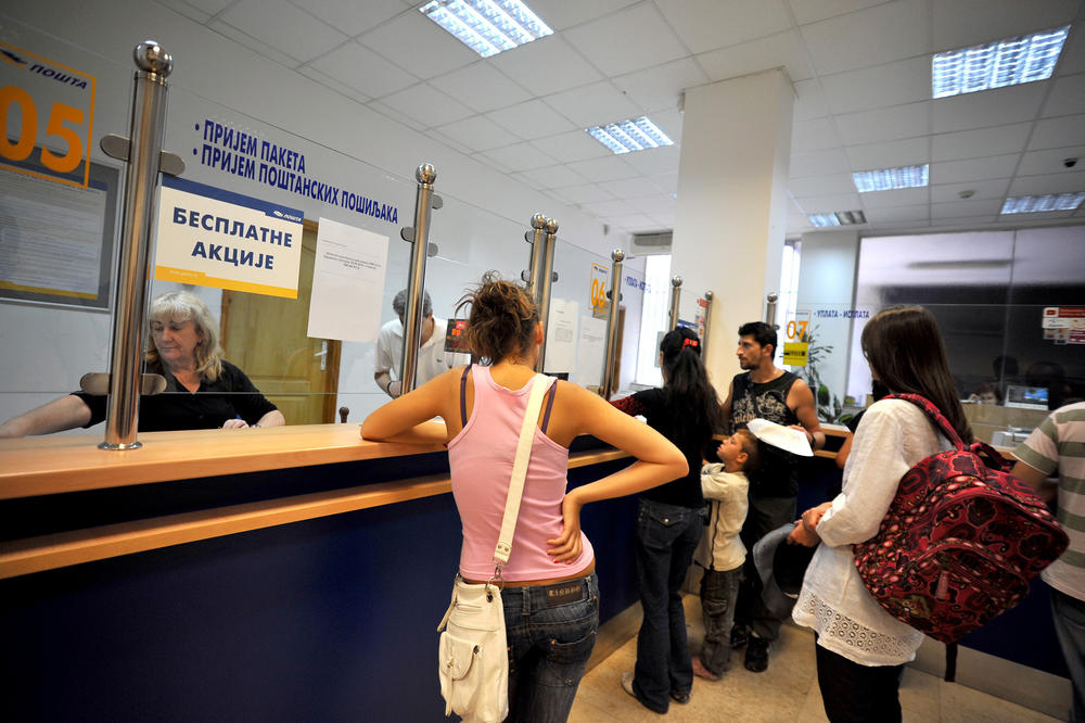 Danas isplata uvećanih plata za osam odsto zaposlenima u ovim sektorima!