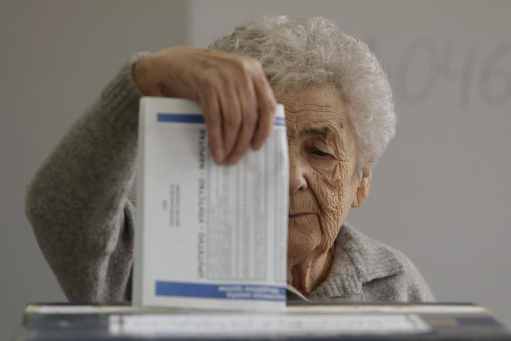 Biračka mesta u BiH jutros su otvorena u 7 časova, a manjih kašnjena bilo je u pojedinim mestima  