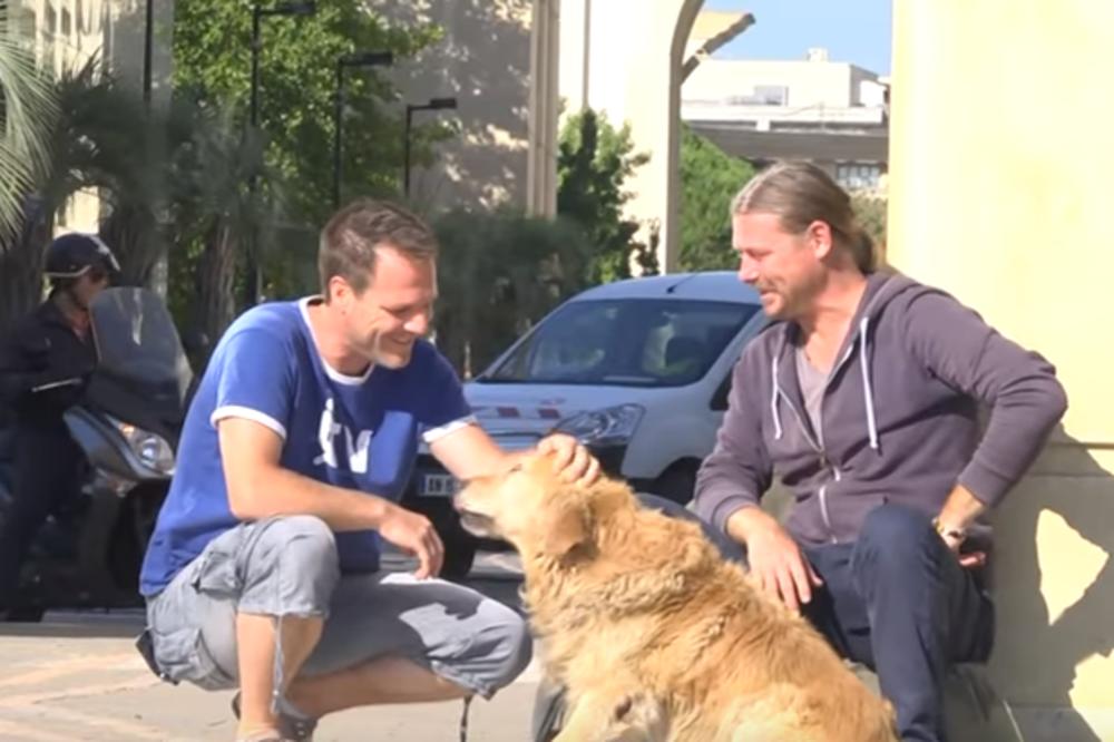 Jedna od najgotivnijih reklama ikad: Remi Gajar ide okolo i deli lovu! (VIDEO)