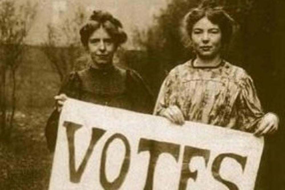 Ona da rađa i ćuti, a on da se leškari: Šta je sve bilo ženama zabranjeno u prošlosti, lista je podugačka!