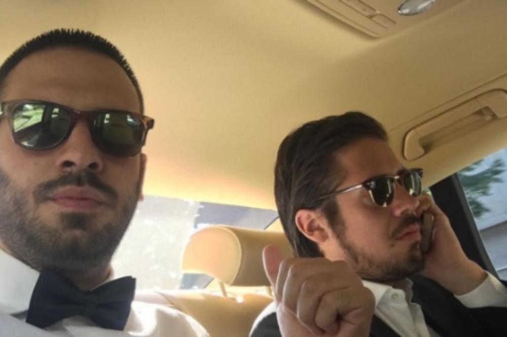 Haos pred svadbu: Policija zaustavila srpskog pevača i njegovog brata pre venčanja (FOTO) (VIDEO)