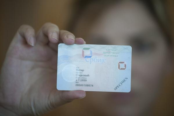 Pod obavezno: Svi moraju da zamene zdravstvene do kraja godine!