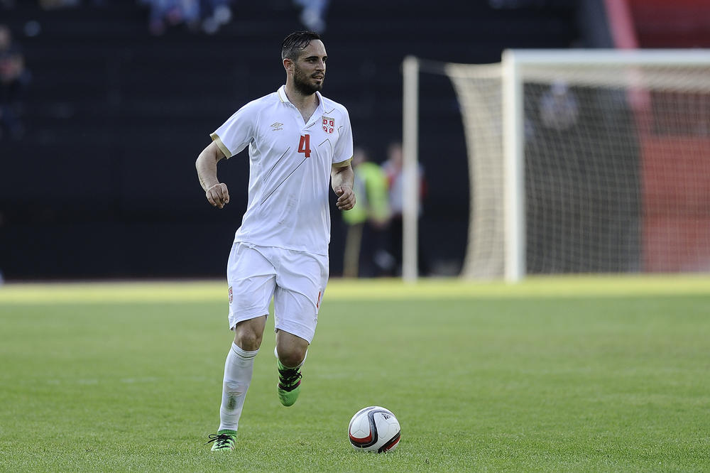 Najskupljem Srbinu izvađen metal iz noge, nedostajaće nam u velikoj bici za plasman u Rusiju!