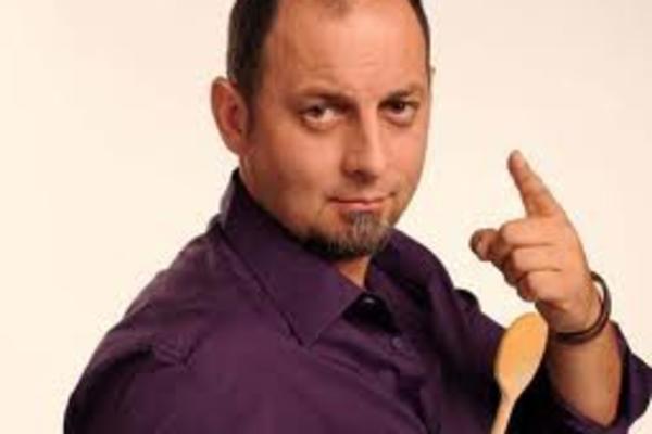 POTPUNA TRANSFORMACIJA PAKLENOG KUVARA! Pogledajte kako nekada simpatični Saša danas izgleda: GODINE UČINILE SVOJE