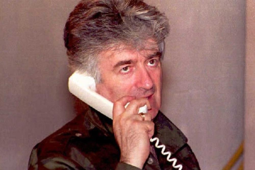 KARADŽIĆA SAČEKALA KAZNA ZBOG TELEFONSKOG UKLJUČENJA NA TRIBINU: Ovo su posledice koje će da trpi u Hagu!