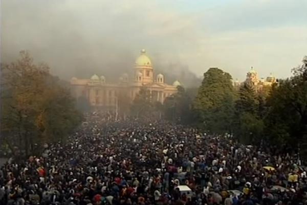 ZAŠTO U SRBIJI NIKAD NEĆE SVANUTI 6. OKTOBAR? I ko je kriv za to? (FOTO) (VIDEO)