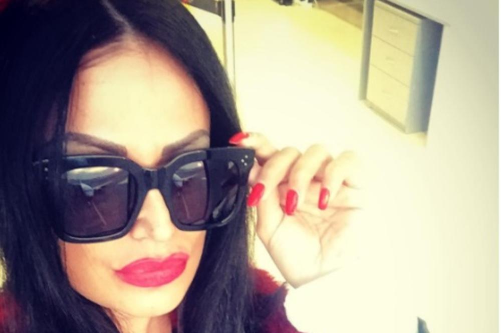 TATA JE U PIJANOM STANJU TUKAO MAJKU I MENE, a posle Editinog rođenja... Indi o teškoj porodičnoj situaciji! (FOTO)